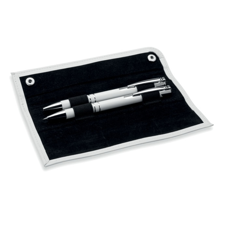 White - Item with multi-materials