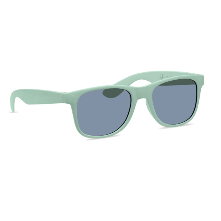 Green - Item with multi-materials