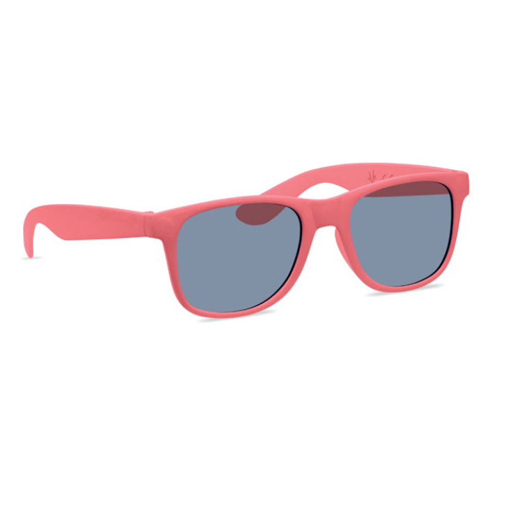 Red - Item with multi-materials